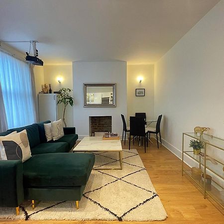 Queen Bedroom In Maida Vale Λονδίνο Εξωτερικό φωτογραφία
