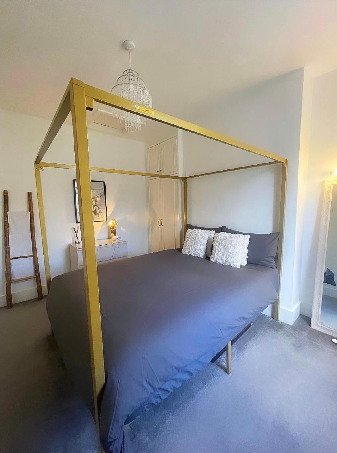 Queen Bedroom In Maida Vale Λονδίνο Εξωτερικό φωτογραφία