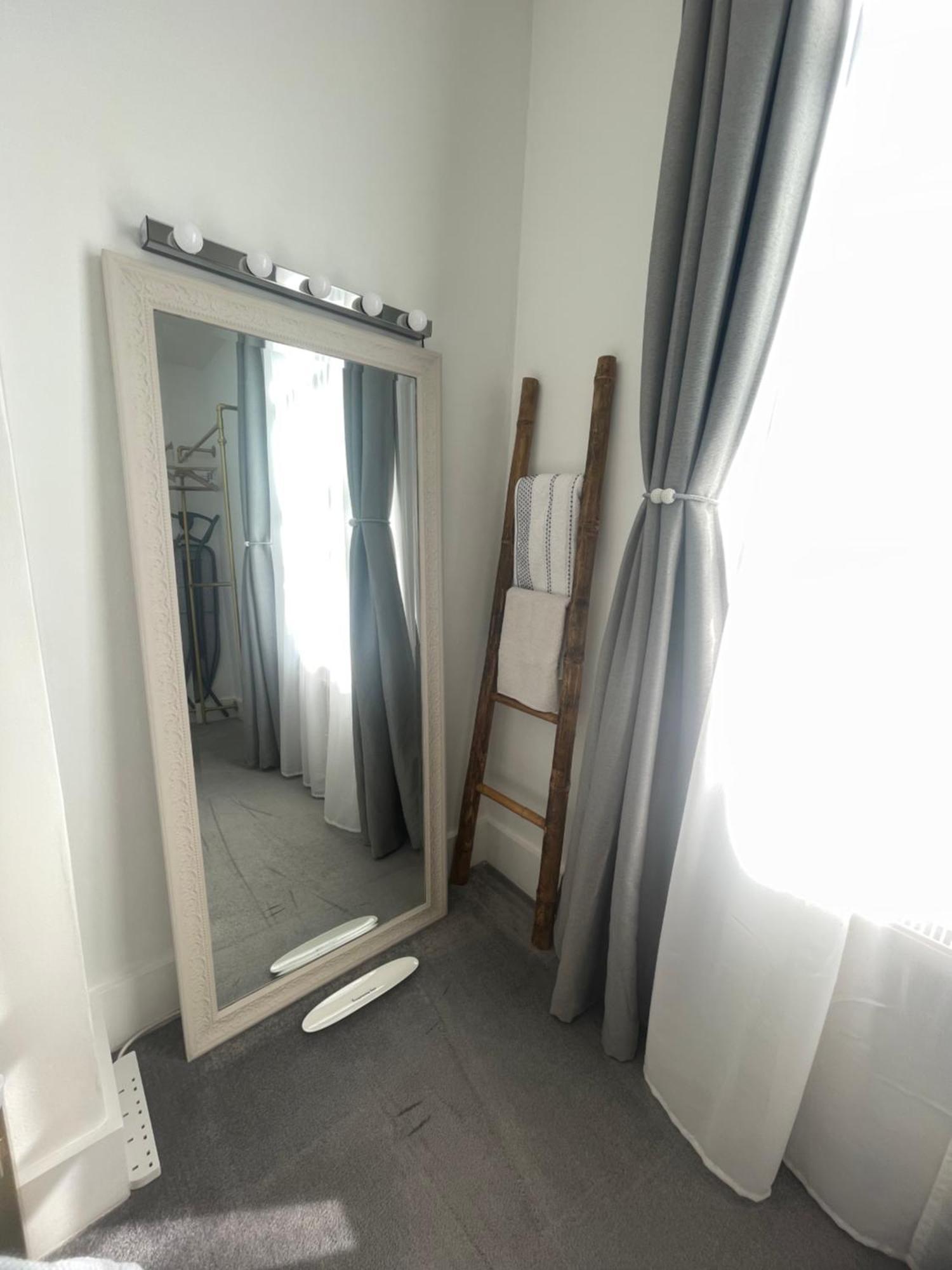 Queen Bedroom In Maida Vale Λονδίνο Εξωτερικό φωτογραφία